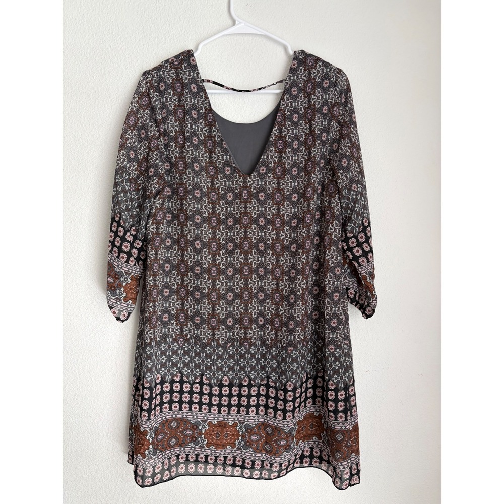 Charlotte Russe Womens Boho Medallion Print V-Neck Shift Dress Grey Brown Pink M - Picture 4 of 4